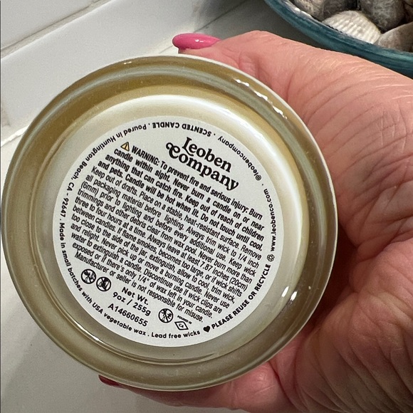 Neroli Vanilla Candle - Cream - Picture 3 of 3